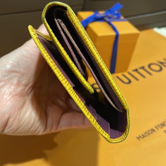 SOLD 💛💛Authentic Yellow Louis Vuitton Trifold Long Wallet - Picture 8 of 16